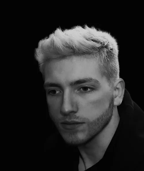 Head shot of Kaed Warren